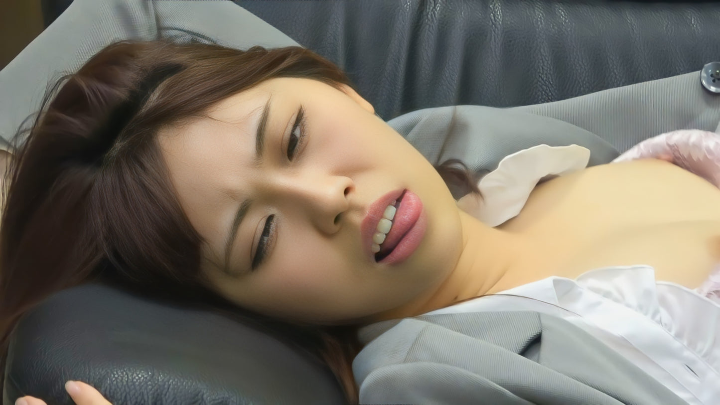 驚愕!クレーマー謝罪!「効果がない!」と性欲増強クリームを訪れた美人OLに強要したら効果覿面で生ハメアヘ顔ナマ中出し
