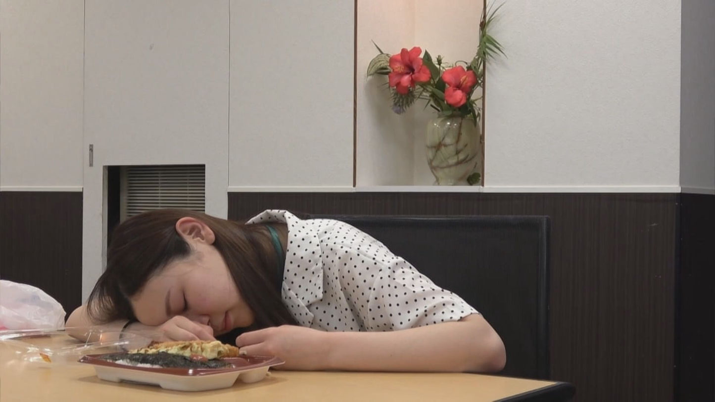 大胆不敵!昼夜問わず狙われたOLに昏睡弁当出前姦