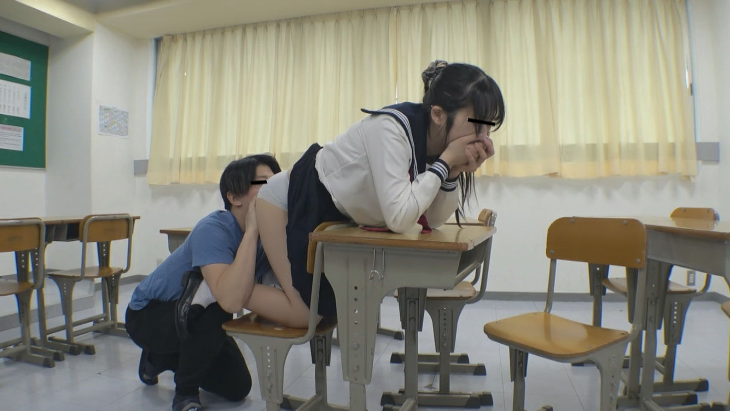 【戦慄胸クソ映像】「もう許して!」映像内には悲痛の声も…有名進学塾講師による長年に渡り補講と称して呼び出し性行為の一部始終を撮影したコレクション映像20人