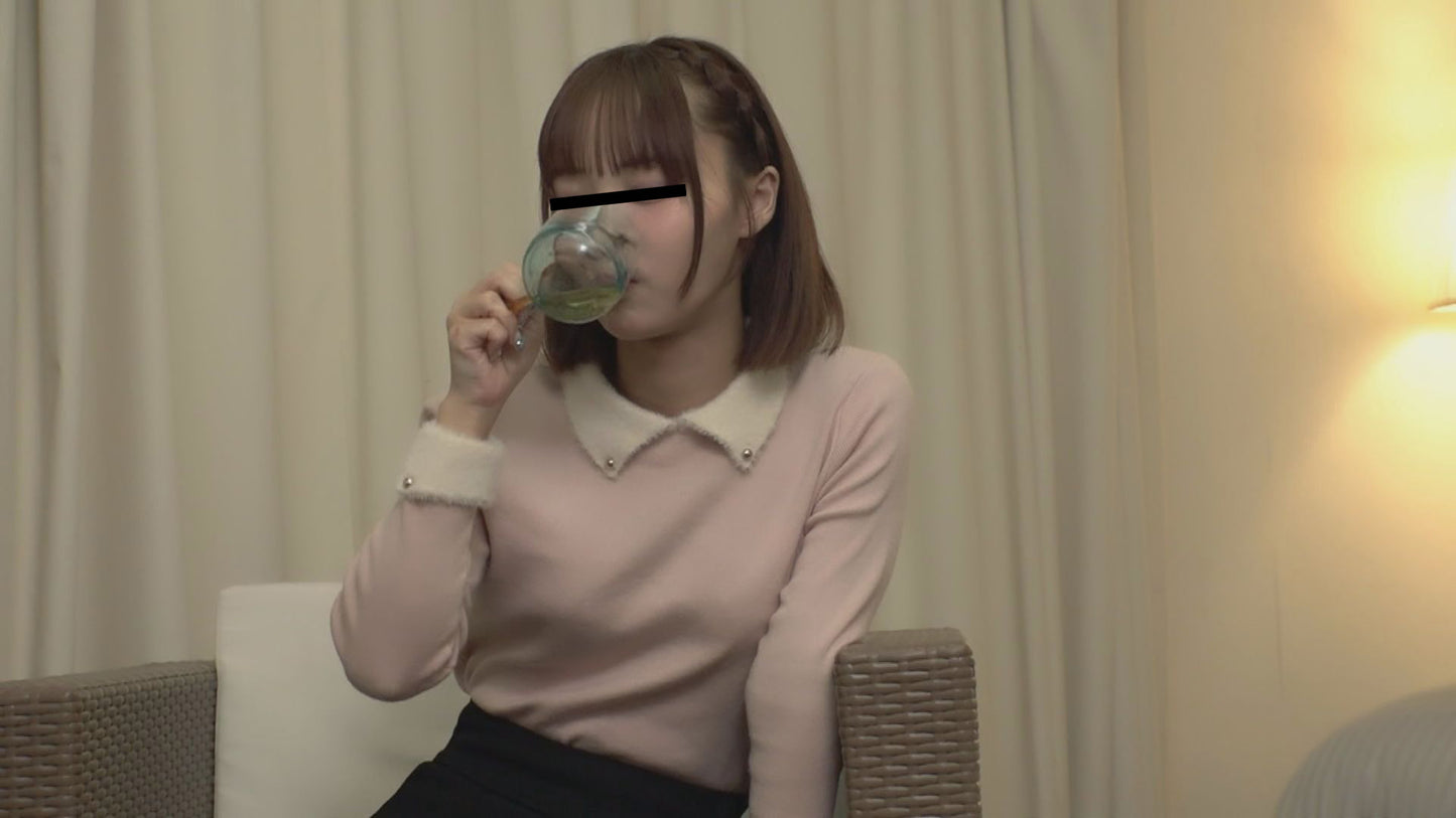 「どういう手口かって？ww」撮影コレクターから買い取った、ホテルのサービスドリンクで宿泊客を意識の底へ落とし膣内射精性交映像集19人